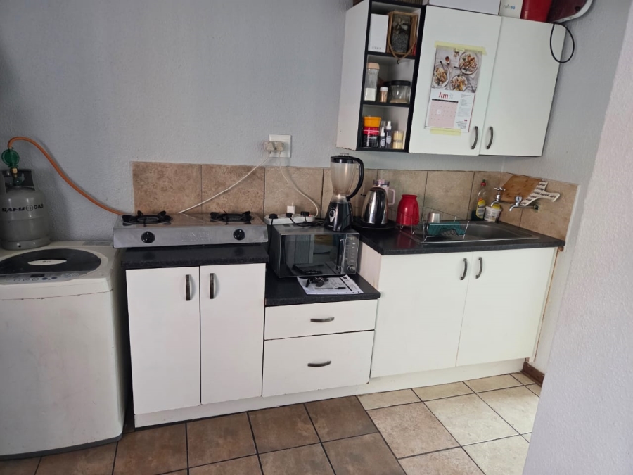1 Bedroom Property for Sale in Rustenburg Central North West